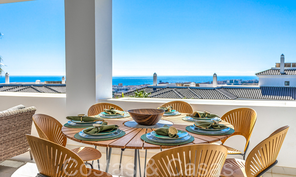 Prêt à emménager, spacieux penthouse avec vue panoramique sur la mer à vendre dans les collines d'Estepona, à proximité du centre 67534