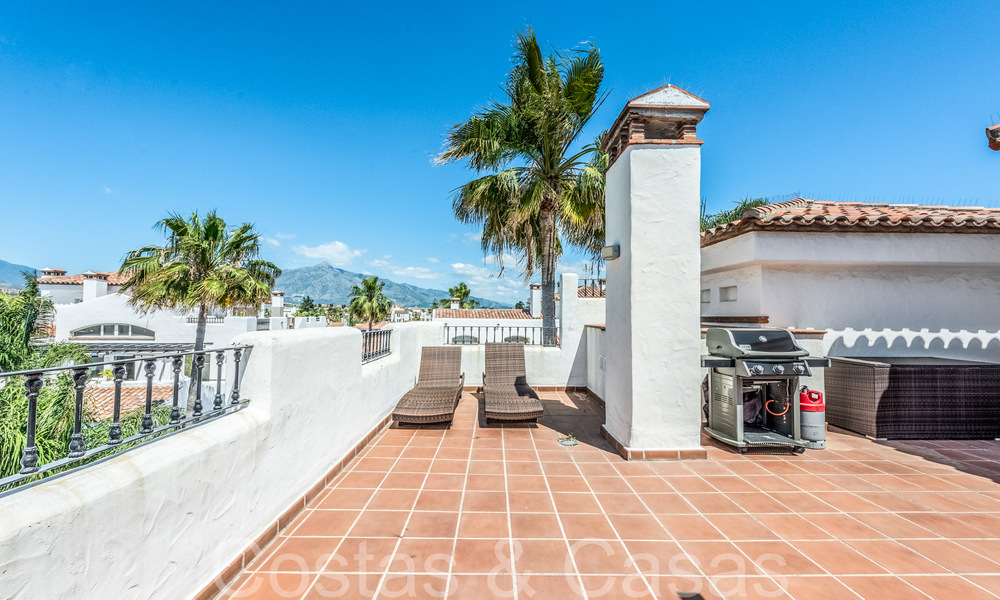 Penthouse à vendre à distance de marche de la plage et du centre de San Pedro, Marbella 67699