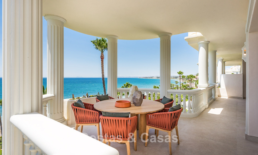 Appartement sophistiqué rénové à vendre à Las Dunas Park, un resort exclusif entre Marbella et Estepona 774381