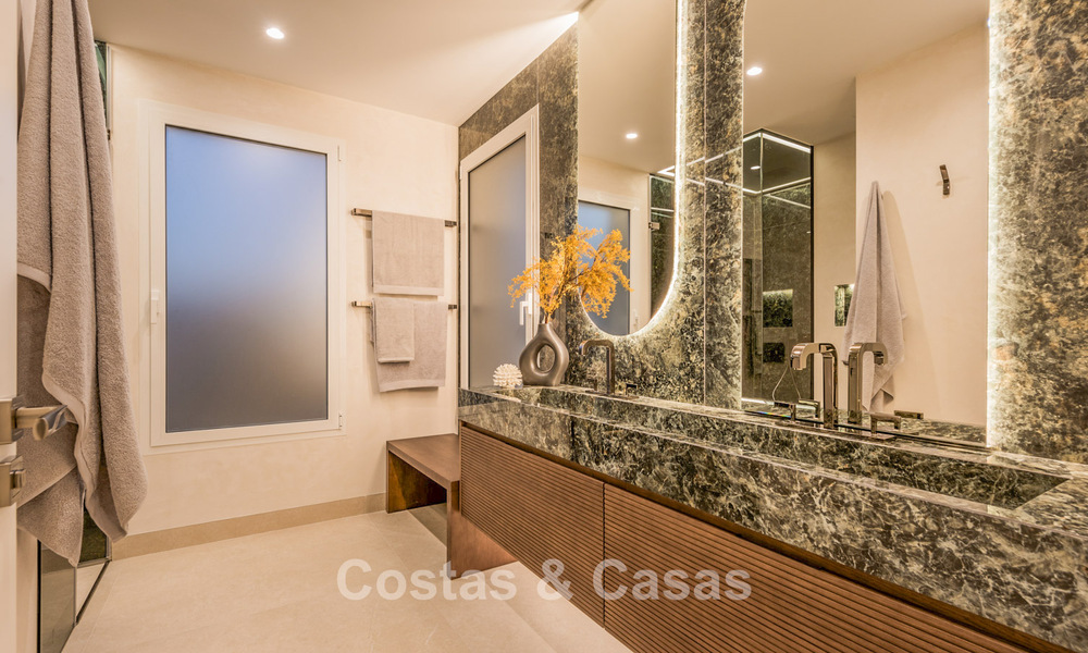 Appartement sophistiqué rénové à vendre à Las Dunas Park, un resort exclusif entre Marbella et Estepona 774403