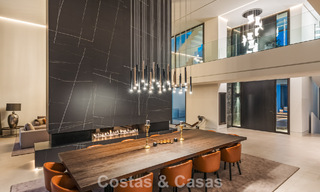 Villa de luxe spacieuse et moderniste à vendre avec vue sur le terrain de golf à Benahavis - Marbella 792526 