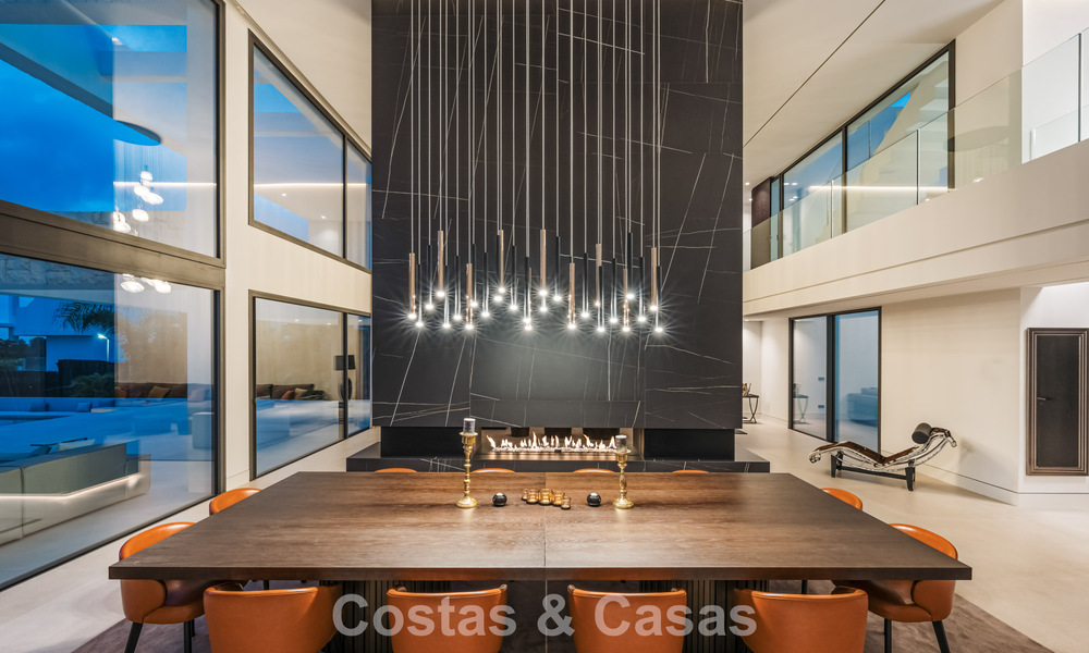 Villa de luxe spacieuse et moderniste à vendre avec vue sur le terrain de golf à Benahavis - Marbella 792527