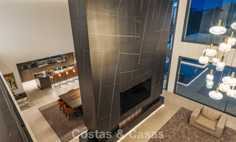 Villa de luxe spacieuse et moderniste à vendre avec vue sur le terrain de golf à Benahavis - Marbella 792533