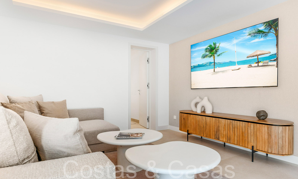 Prête à emménager, chic villa de luxe méditerranéenne à vendre, près de la plage à l'est du centre de Marbella 68607