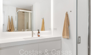 Prête à emménager, chic villa de luxe méditerranéenne à vendre, près de la plage à l'est du centre de Marbella 68616 