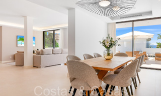 Prête à emménager, chic villa de luxe méditerranéenne à vendre, près de la plage à l'est du centre de Marbella 68627 