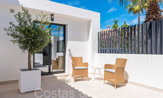 Prête à emménager, chic villa de luxe méditerranéenne à vendre, près de la plage à l'est du centre de Marbella 68644 