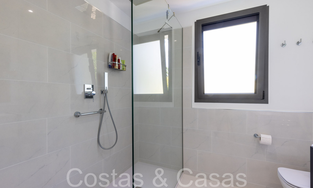 Appartement moderne et design prêt à emménager à vendre près du terrain de golf dans le triangle d'or de Marbella - Benahavis - Estepona 68787