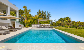 Belle villa rénovée de style méditerranéen contemporain à vendre, adjacente au terrain de golf de Benahavis - Marbella 69146 