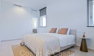 Belle villa rénovée de style méditerranéen contemporain à vendre, adjacente au terrain de golf de Benahavis - Marbella 69157 