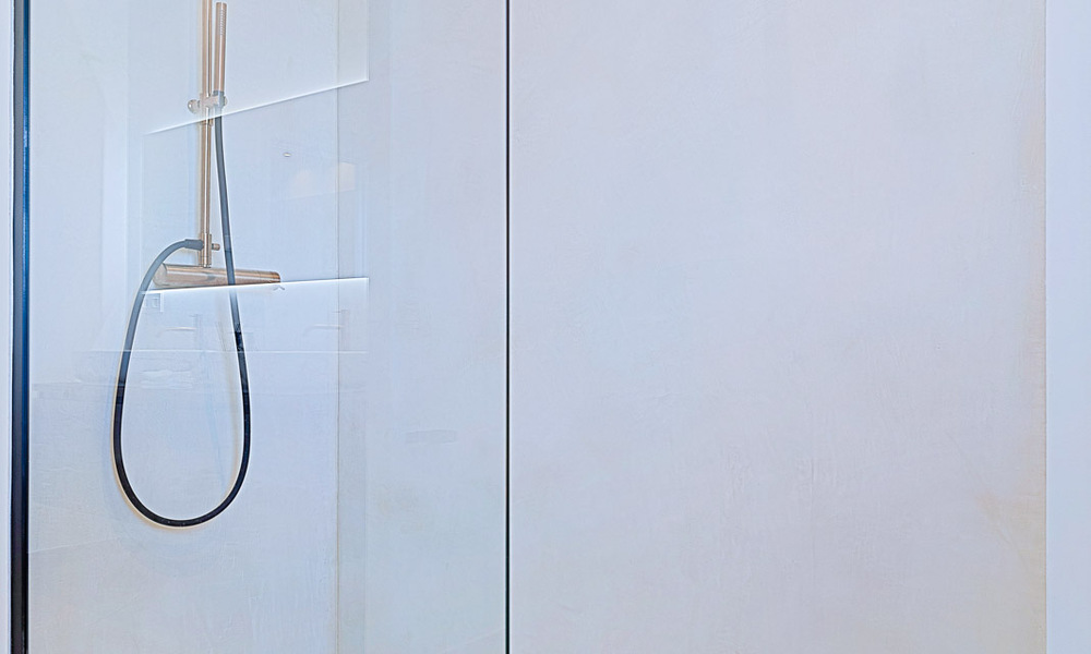 Belle villa rénovée de style méditerranéen contemporain à vendre, adjacente au terrain de golf de Benahavis - Marbella 69160