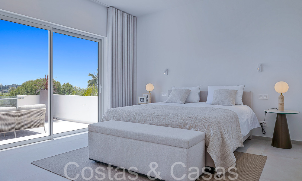 Belle villa rénovée de style méditerranéen contemporain à vendre, adjacente au terrain de golf de Benahavis - Marbella 69164