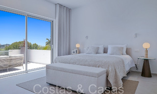 Belle villa rénovée de style méditerranéen contemporain à vendre, adjacente au terrain de golf de Benahavis - Marbella 69164 