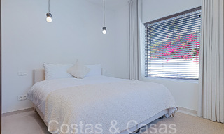 Belle villa rénovée de style méditerranéen contemporain à vendre, adjacente au terrain de golf de Benahavis - Marbella 69177 