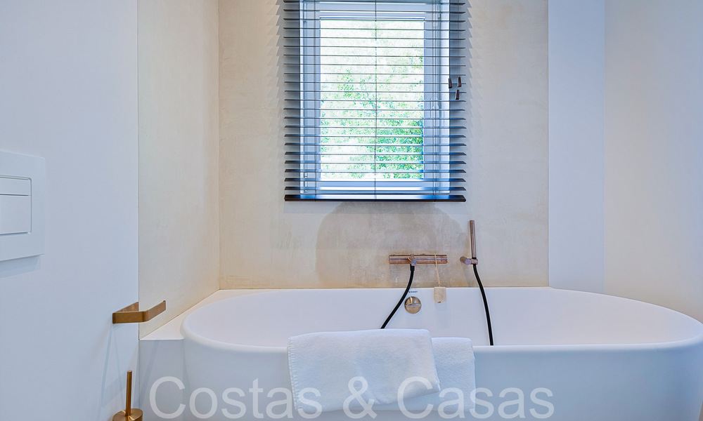 Belle villa rénovée de style méditerranéen contemporain à vendre, adjacente au terrain de golf de Benahavis - Marbella 69181