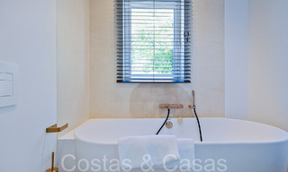 Belle villa rénovée de style méditerranéen contemporain à vendre, adjacente au terrain de golf de Benahavis - Marbella 69181 