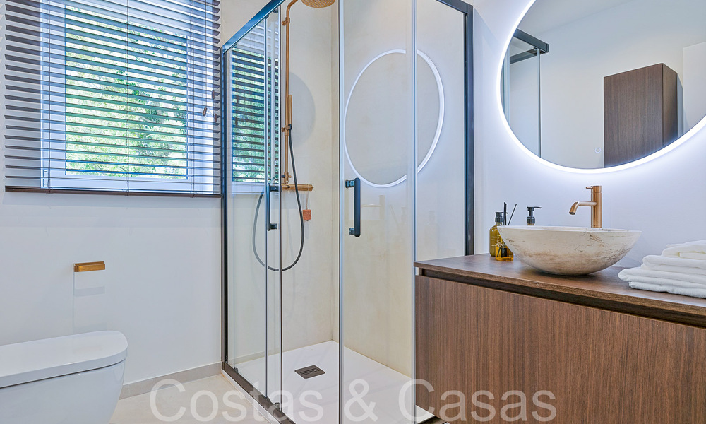 Belle villa rénovée de style méditerranéen contemporain à vendre, adjacente au terrain de golf de Benahavis - Marbella 69183