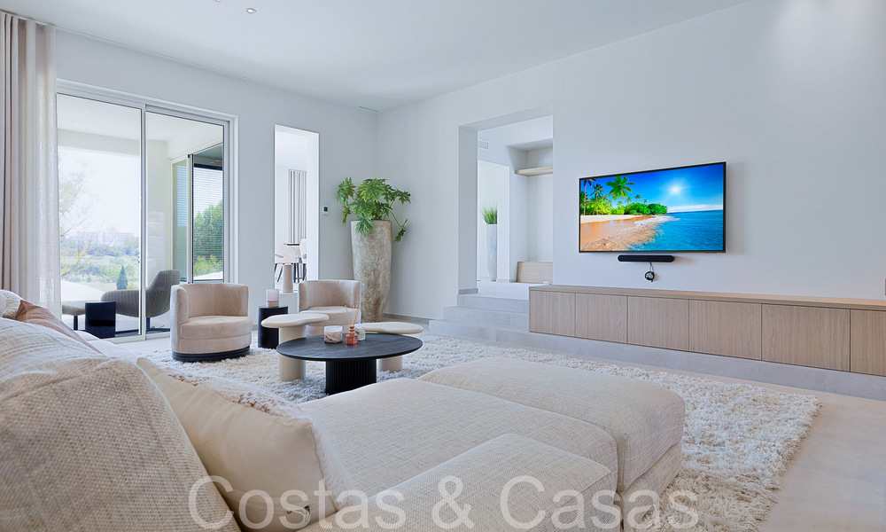 Belle villa rénovée de style méditerranéen contemporain à vendre, adjacente au terrain de golf de Benahavis - Marbella 69189