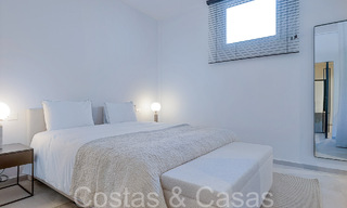 Belle villa rénovée de style méditerranéen contemporain à vendre, adjacente au terrain de golf de Benahavis - Marbella 69195 