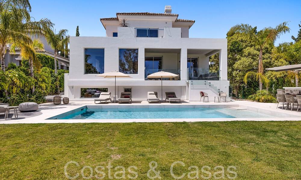 Belle villa rénovée de style méditerranéen contemporain à vendre, adjacente au terrain de golf de Benahavis - Marbella 69224