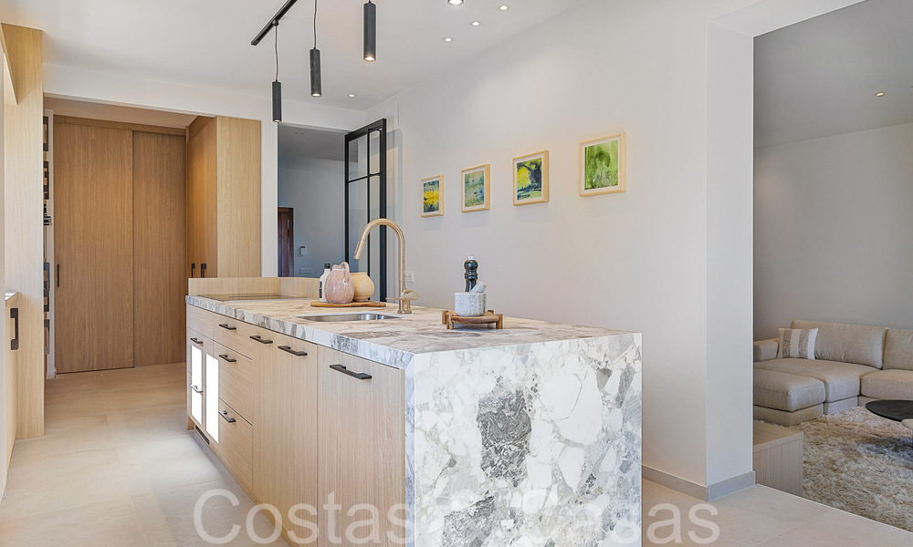 Belle villa rénovée de style méditerranéen contemporain à vendre, adjacente au terrain de golf de Benahavis - Marbella 69234