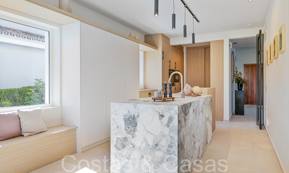 Belle villa rénovée de style méditerranéen contemporain à vendre, adjacente au terrain de golf de Benahavis - Marbella 69235