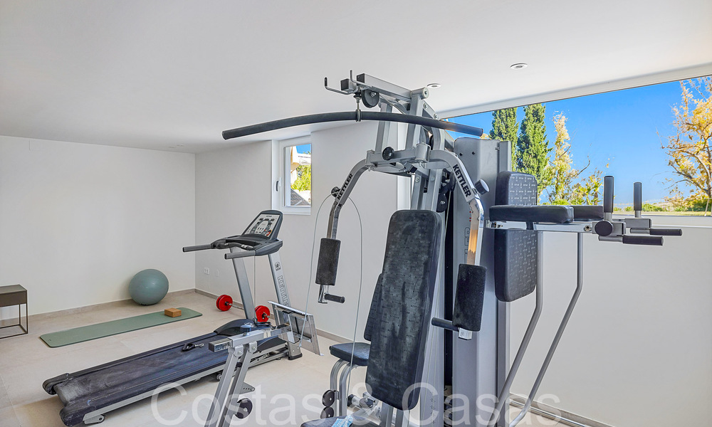 Belle villa rénovée de style méditerranéen contemporain à vendre, adjacente au terrain de golf de Benahavis - Marbella 69239