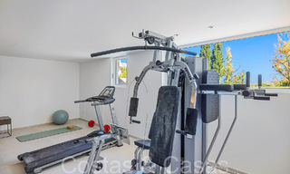 Belle villa rénovée de style méditerranéen contemporain à vendre, adjacente au terrain de golf de Benahavis - Marbella 69239 