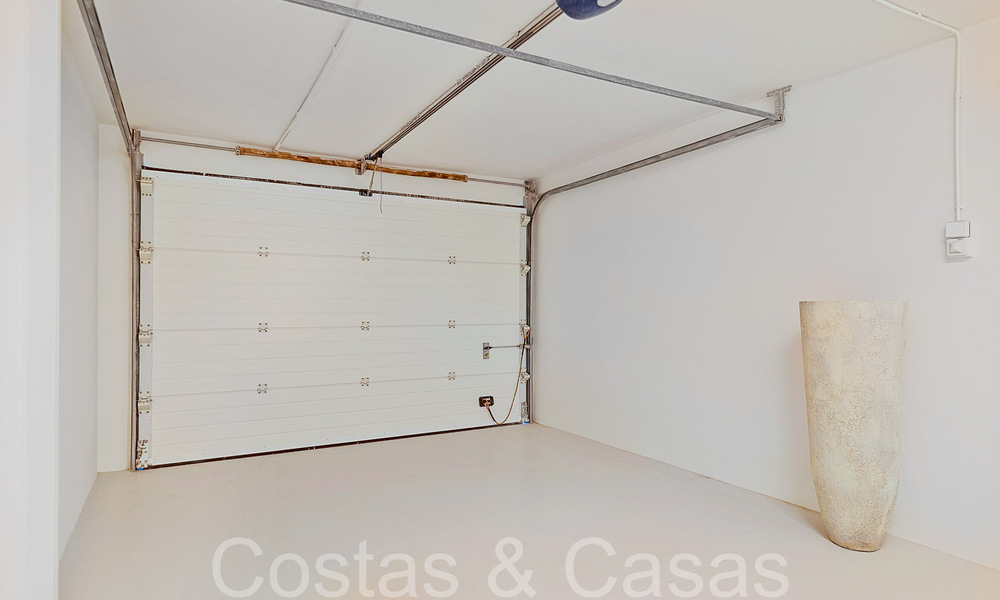 Belle villa rénovée de style méditerranéen contemporain à vendre, adjacente au terrain de golf de Benahavis - Marbella 69243