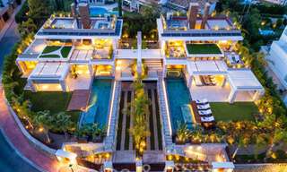 Chef-d'œuvre architectural à vendre, à distance de marche de Puerto Banus et de la plage de Nueva Andalucia, Marbella 69421 