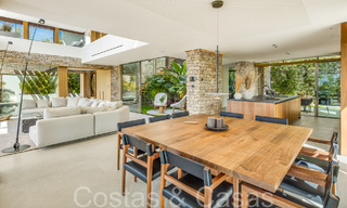 Chef-d'œuvre architectural à vendre, à distance de marche de Puerto Banus et de la plage de Nueva Andalucia, Marbella 69427 