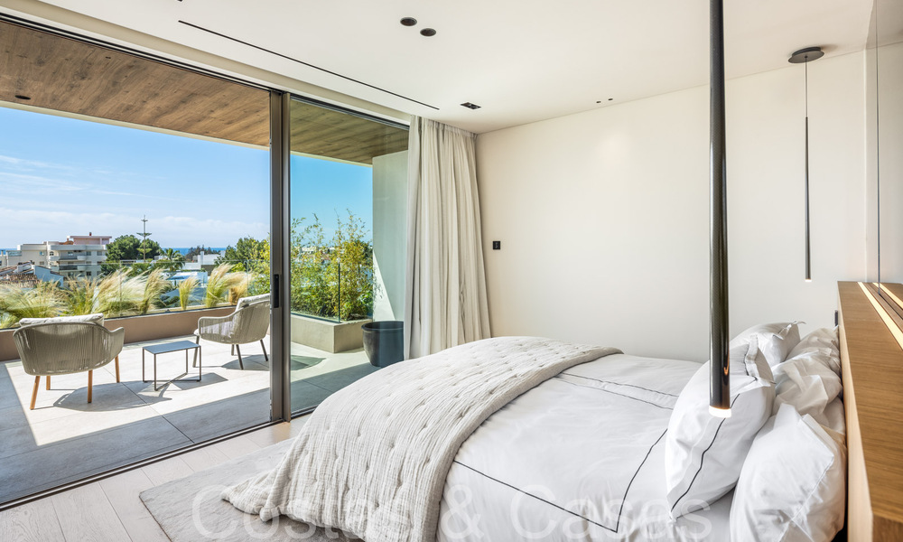 Chef-d'œuvre architectural à vendre, à distance de marche de Puerto Banus et de la plage de Nueva Andalucia, Marbella 69434