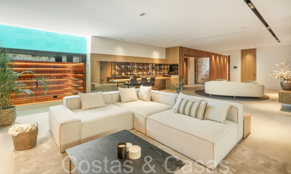 Chef-d'œuvre architectural à vendre, à distance de marche de Puerto Banus et de la plage de Nueva Andalucia, Marbella 69439