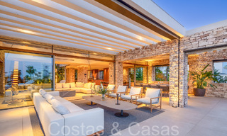 Chef-d'œuvre architectural à vendre, à distance de marche de Puerto Banus et de la plage de Nueva Andalucia, Marbella 69441 