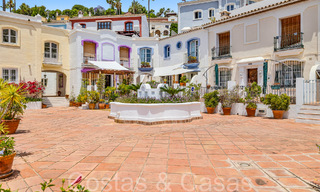 Charmante maison de ville à vendre dans une urbanisation fermée sur les collines de Marbella - Benahavis 69490 