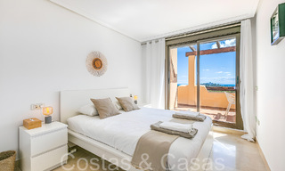 Penthouse de luxe prêt à emménager avec une vue magnifique sur le golf et la mer Méditerranée à vendre à Benahavis - Marbella 69603 