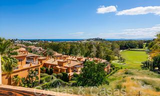Penthouse de luxe prêt à emménager avec une vue magnifique sur le golf et la mer Méditerranée à vendre à Benahavis - Marbella 69613 
