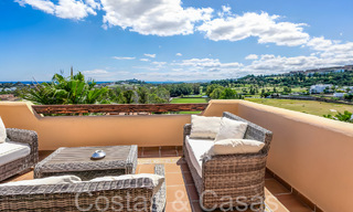 Penthouse de luxe prêt à emménager avec une vue magnifique sur le golf et la mer Méditerranée à vendre à Benahavis - Marbella 69626 