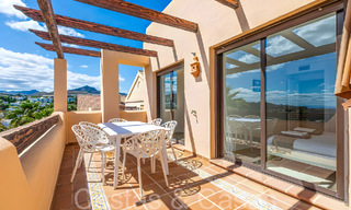 Penthouse de luxe prêt à emménager avec une vue magnifique sur le golf et la mer Méditerranée à vendre à Benahavis - Marbella 69636 