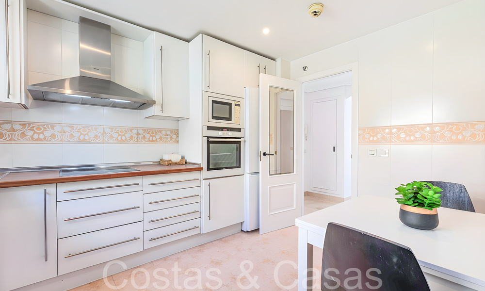 Penthouse de luxe prêt à emménager avec une vue magnifique sur le golf et la mer Méditerranée à vendre à Benahavis - Marbella 69640