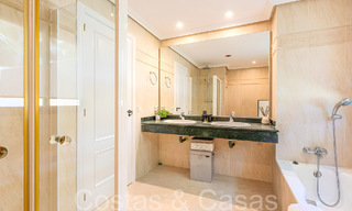 Penthouse de luxe prêt à emménager avec une vue magnifique sur le golf et la mer Méditerranée à vendre à Benahavis - Marbella 69642 