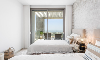 Prêt à emménager, penthouse contemporain avec vue panoramique sur la mer à vendre dans un complexe de haut standing à Benahavis - Marbella 70004 