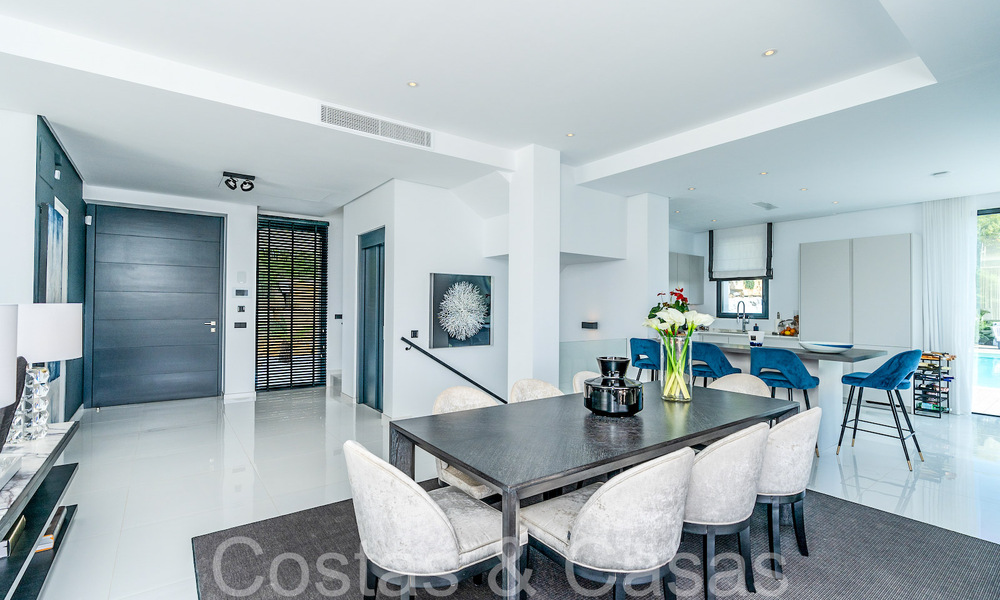 Villa de luxe prête à emménager avec vue panoramique à vendre dans une communauté fermée de Benahavis - Marbella 70052