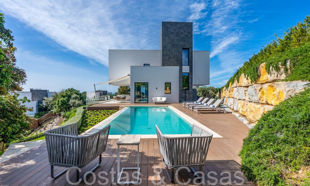 Villa de luxe prête à emménager avec vue panoramique à vendre dans une communauté fermée de Benahavis - Marbella 70062
