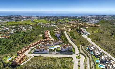 Appartements modernes de nouvelle construction de style contemporain à vendre avec terrasse spacieuse et belles vues sur la mer à Benahavis - Marbella 70136