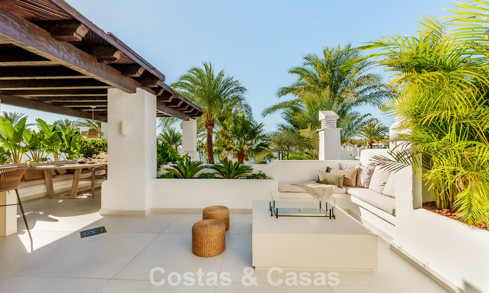 Penthouse de luxe à vendre dans un complexe balnéaire de haute qualité à quelques pas du centre d'Estepona 774287