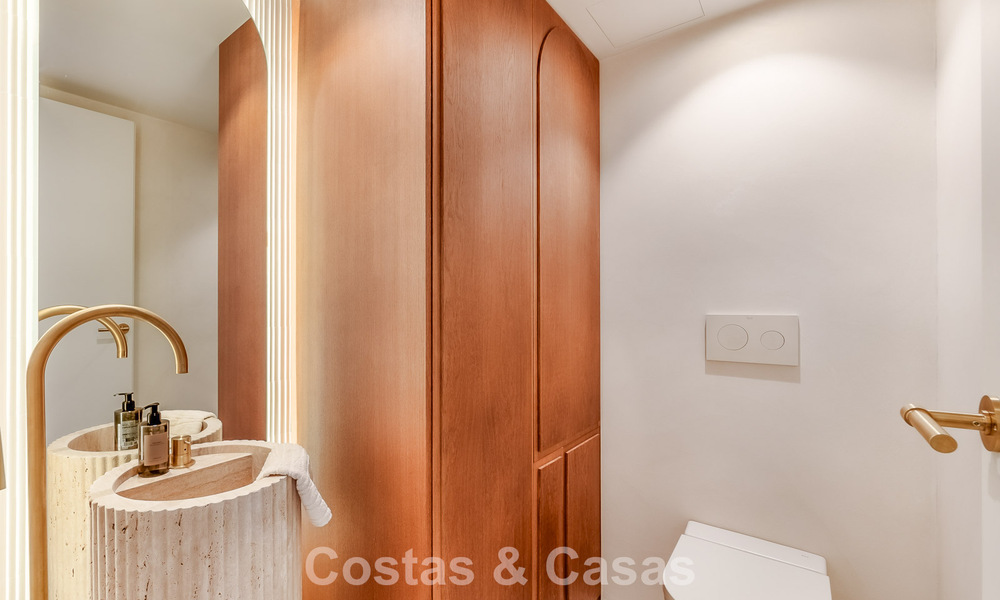 Penthouse de luxe à vendre dans un complexe balnéaire de haute qualité à quelques pas du centre d'Estepona 774294