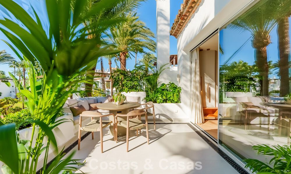 Penthouse de luxe à vendre dans un complexe balnéaire de haute qualité à quelques pas du centre d'Estepona 774296