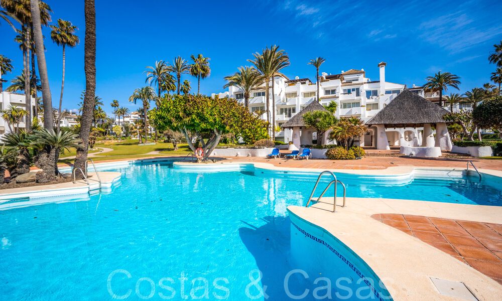 Penthouse à vendre dans un complexe balnéaire convoité sur le New Golden Mile entre Marbella et Estepona 70716