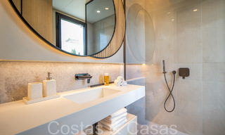 Villa de luxe moderne à vendre dans une urbanisation fermée sur le Golden Mile de Marbella 70758 